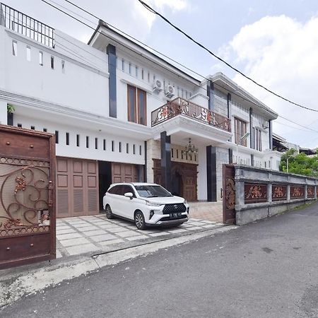 Hotel Reddoorz Syariah Near Dago Pakar 2 Bandung Exterior foto
