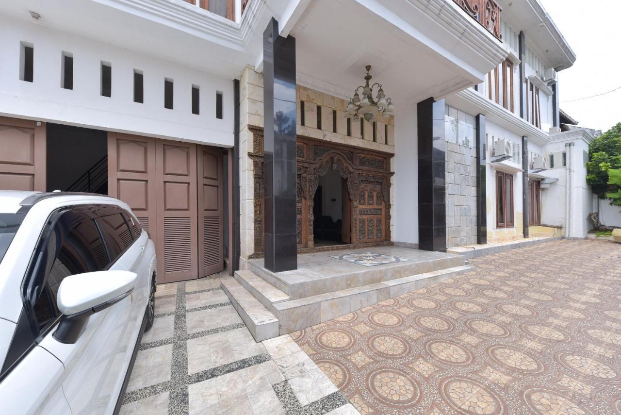 Hotel Reddoorz Syariah Near Dago Pakar 2 Bandung Exterior foto